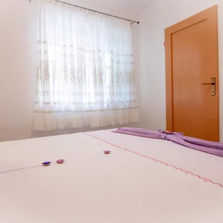 Laguna Ii * Makarska