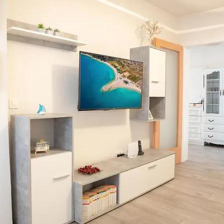 Laguna Ii * Makarska