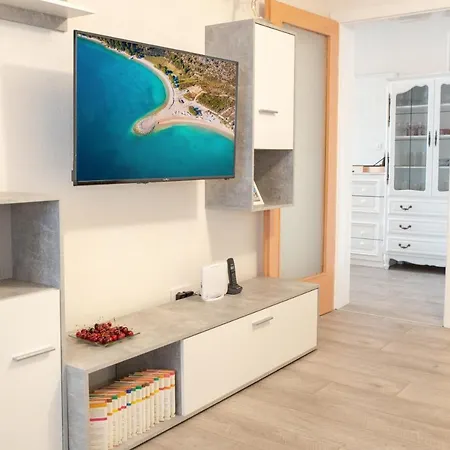 Apartment Laguna Ii Makarska