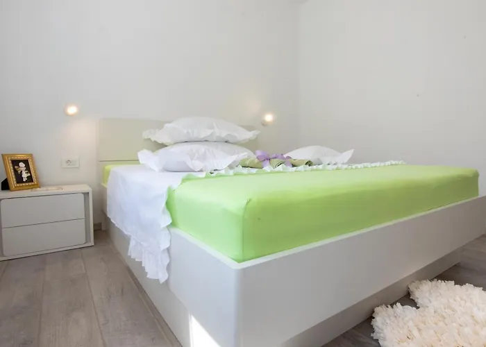 Apartment Laguna Ii Makarska